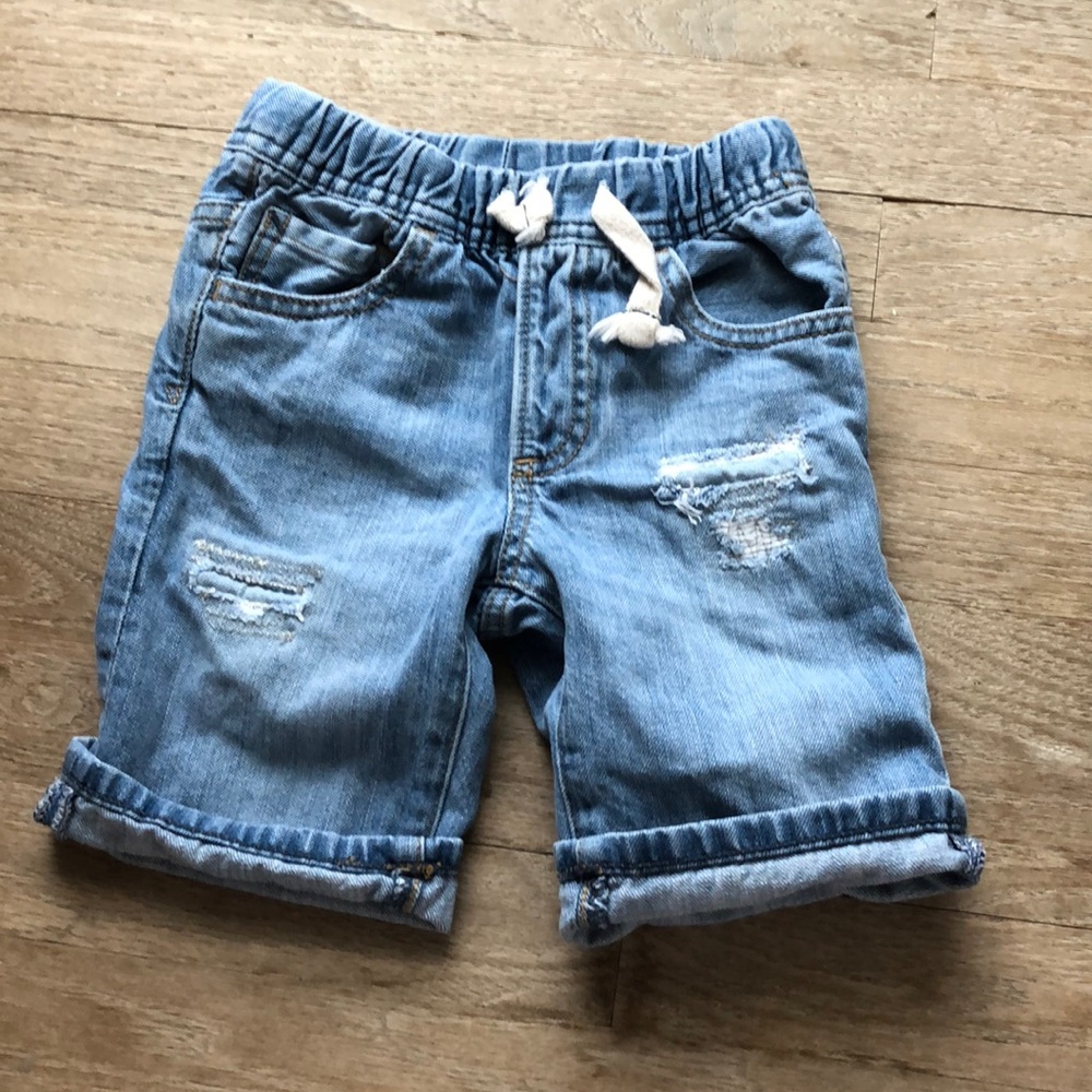 Gap 5T Denim Shorts Ripped and Frayed